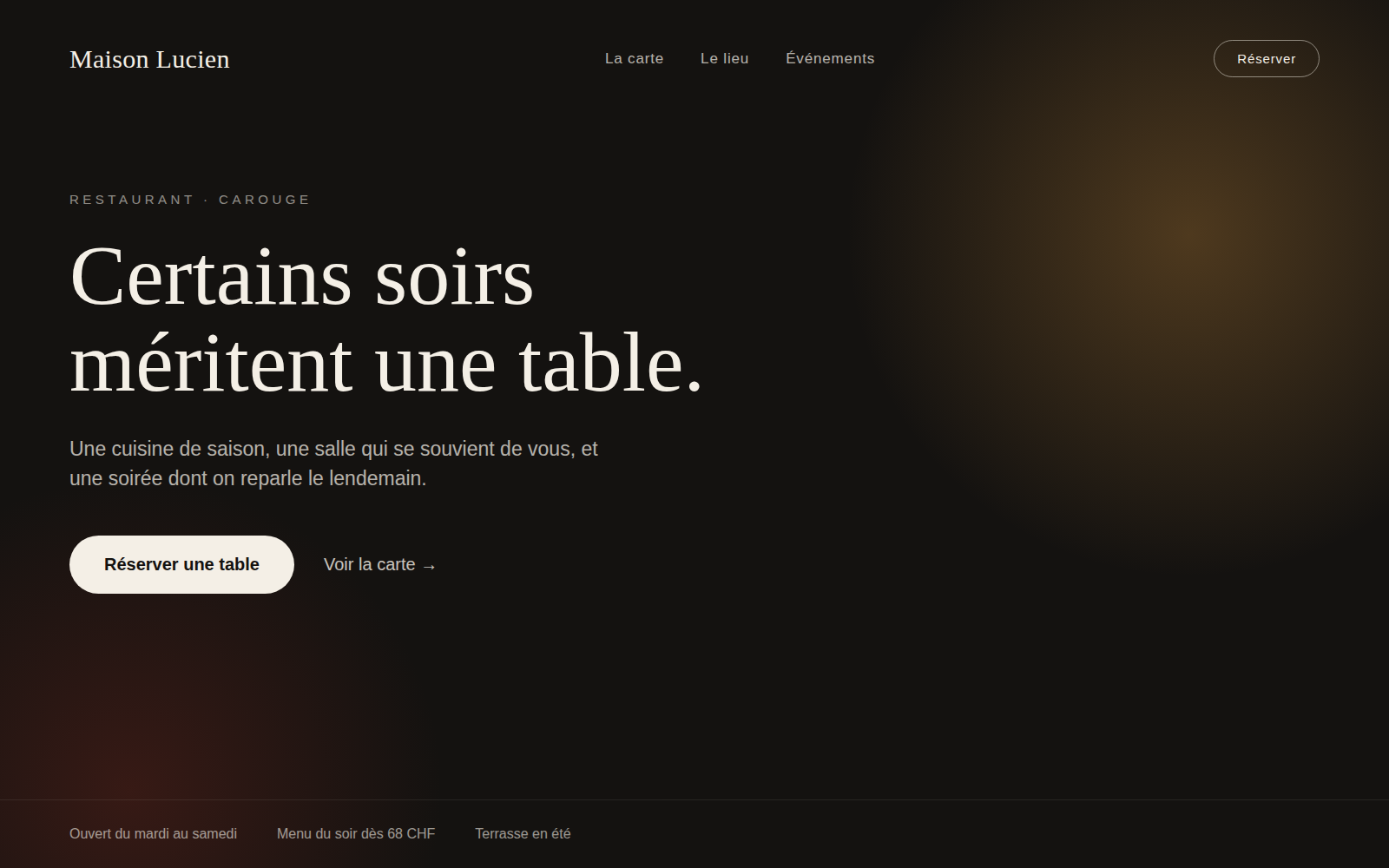Démo de site pour un restaurant, ambiance sombre et chaleureuse